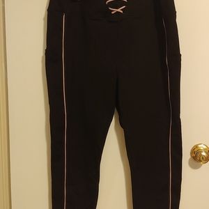 Torrid size 3 athletic leggings